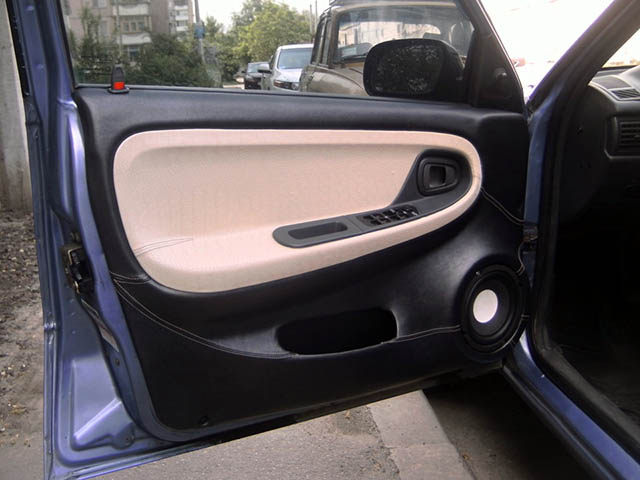 Обшивка двери передней правой Daewoo Nexia (N150) I 2-й рестайлинг (2008–2016) | Артикул 453