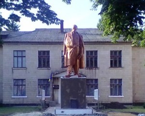 Пам'ятник Шевченку в Недригайлові 5